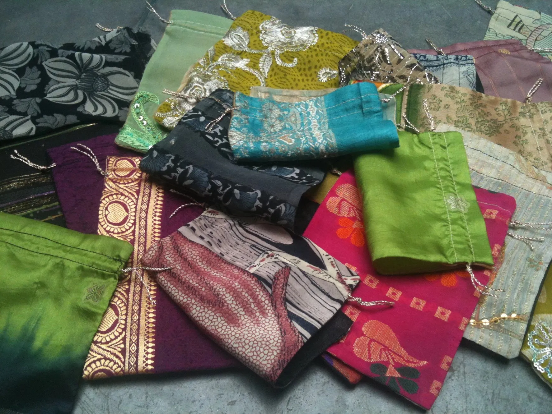 Upcycled - Sari Gift Bag